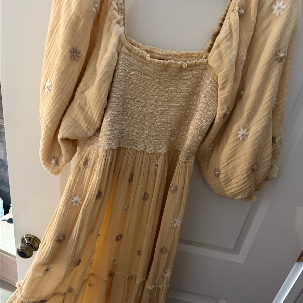 Free people Dahlia dress. Medium. Yellow.